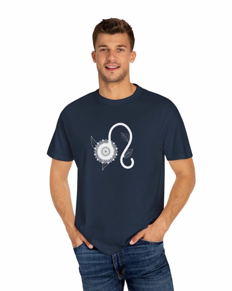 Flower Leo Zodiac Sign T-shirt - Unisex