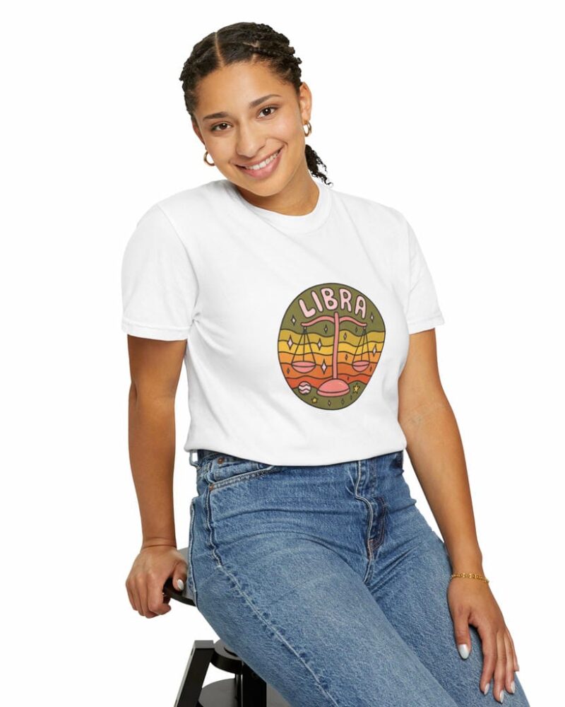 Libra Graphic T-shirt - Unisex