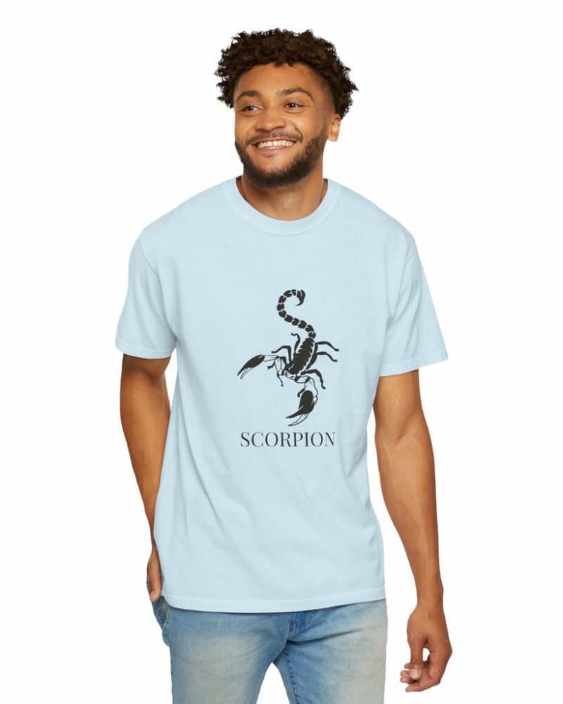 Scorpion Graphic T-shirt - Unisex