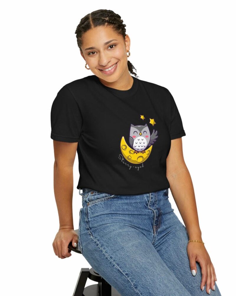 Sleeping owl starry eyed T-shirt - Unisex