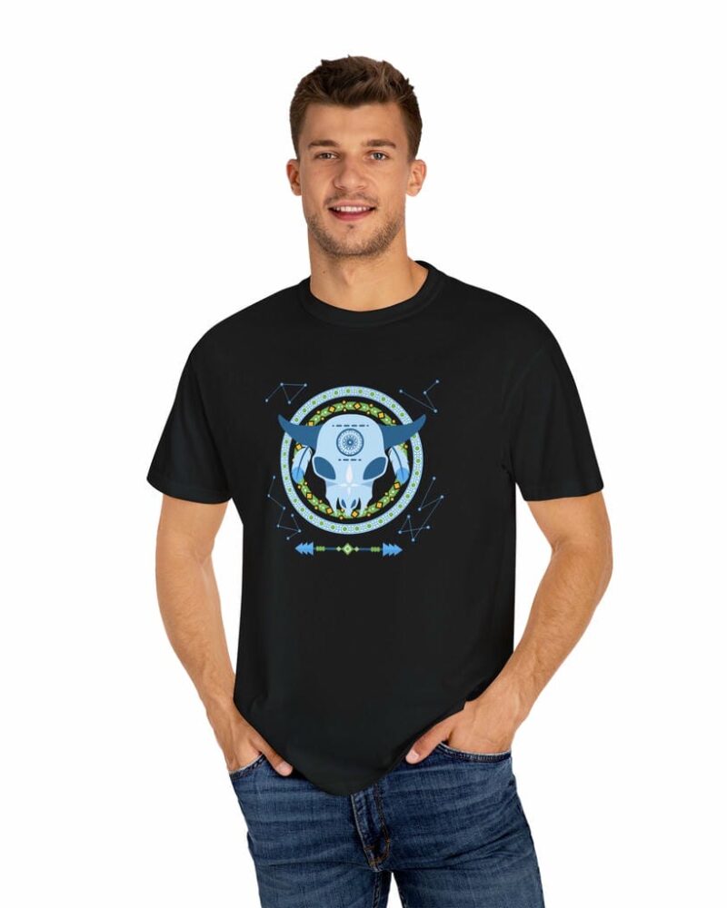 Tribal Bull Graphic Taurus T-shirt - Unisex